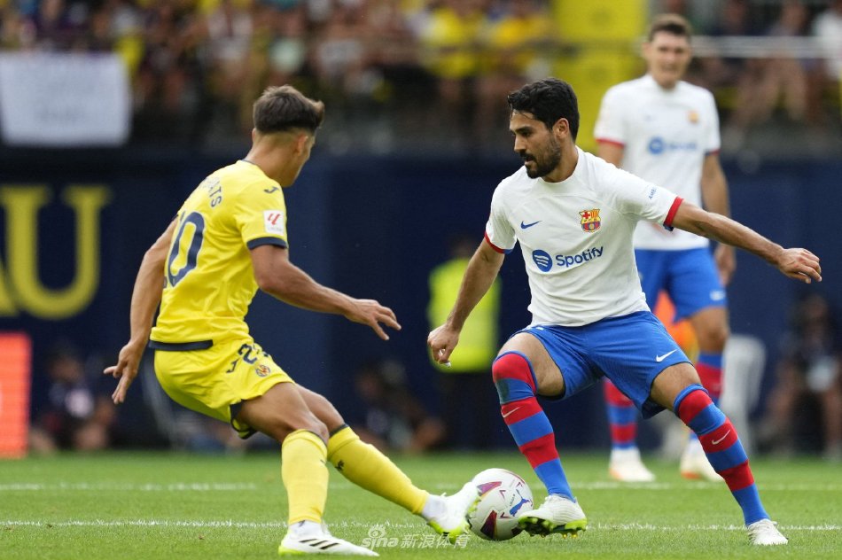 那是一个充 那是一个充