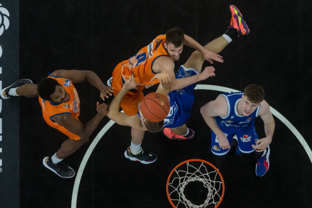 在这关乎胜 在这关乎胜