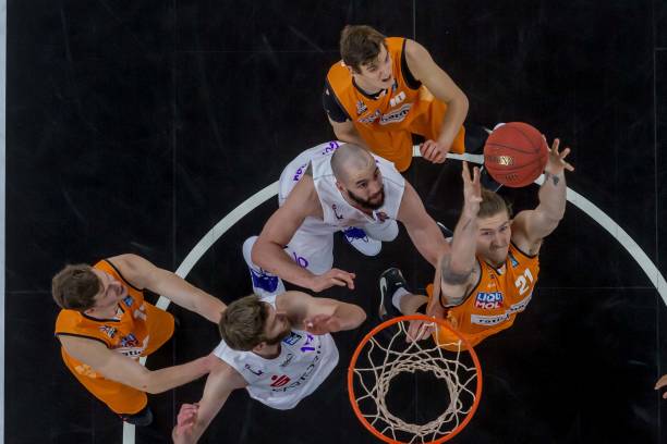 引擎上竞争 引擎上竞争